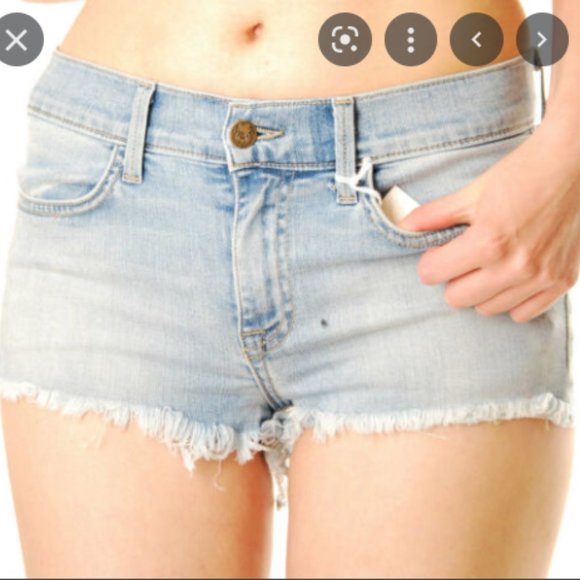 Wildfox Lara Mid-Rise Cut-Off Short in Nirvana Wash Size 29 - Picture 6 of 6